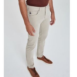 AG Slim Fit Jeans Size 32,32 in Perfect Condition